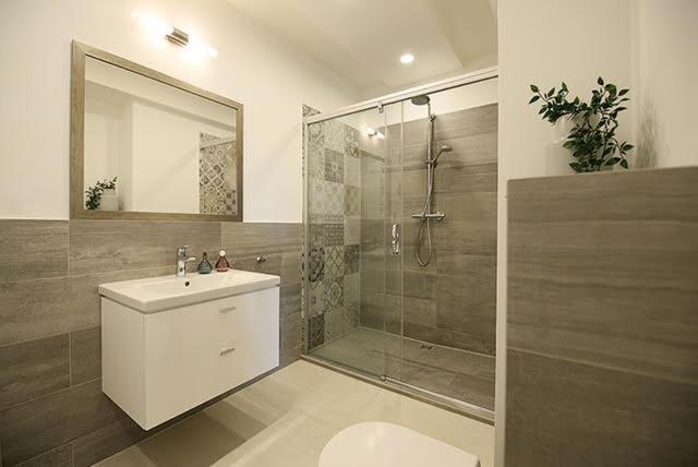 Nice Apartments Вроцлав Екстериор снимка