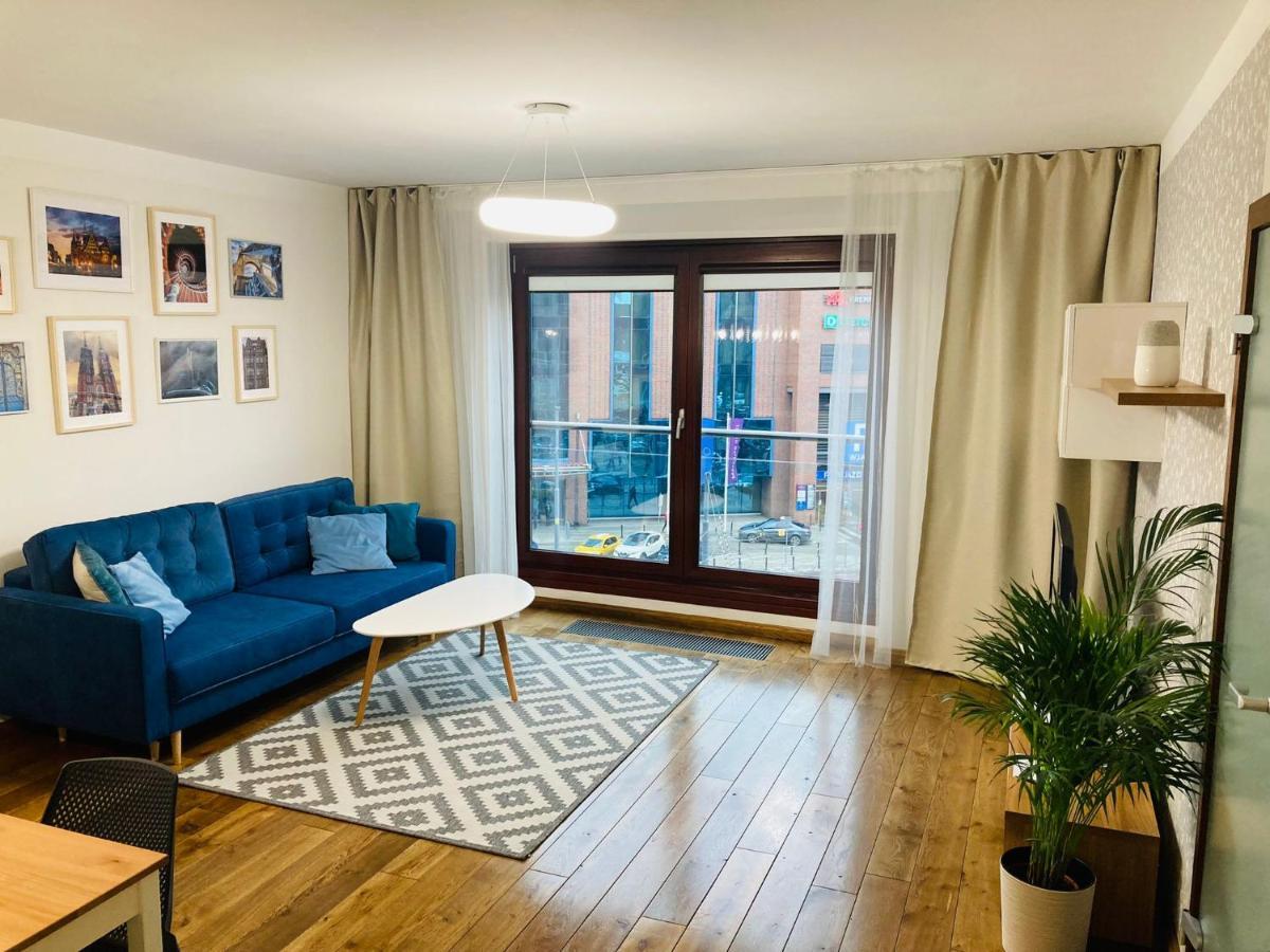 Nice Apartments Вроцлав Екстериор снимка